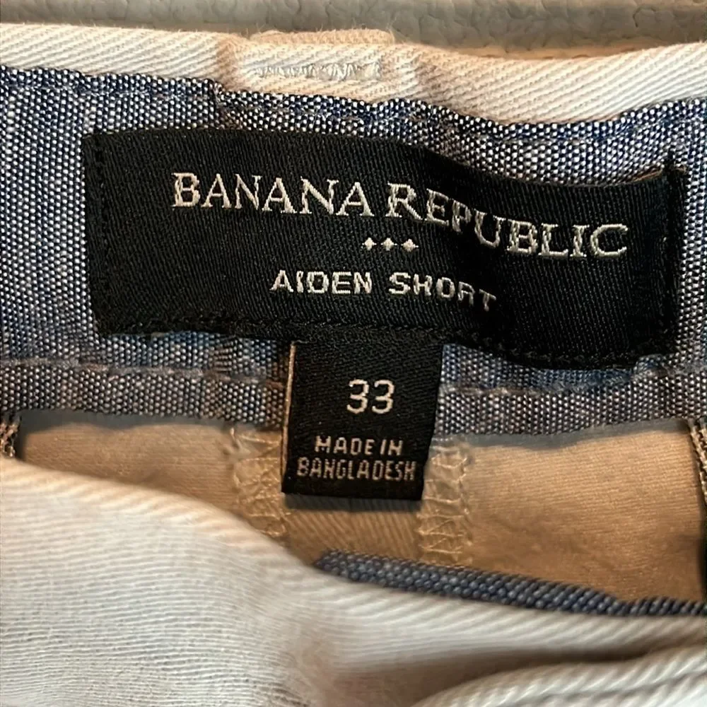 Banana Republic Aiden Short Size 33 Shoreline Gray